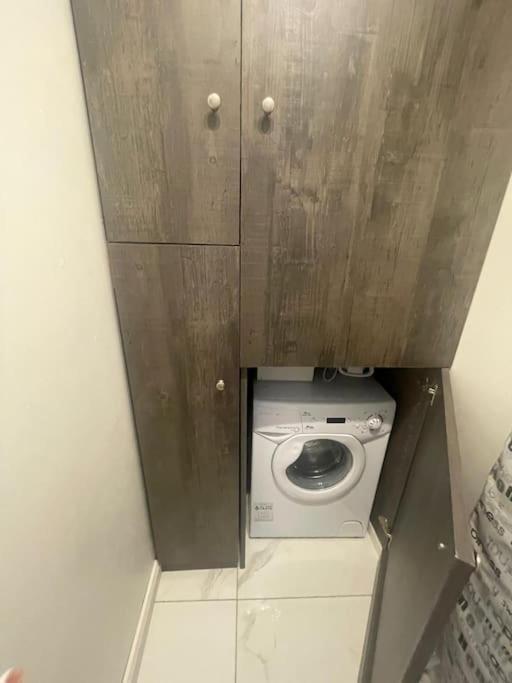 Nice Flat St Germain En Laye Centre 30 Minutes To Paris Saint-Germain-en-Laye Exteriör bild