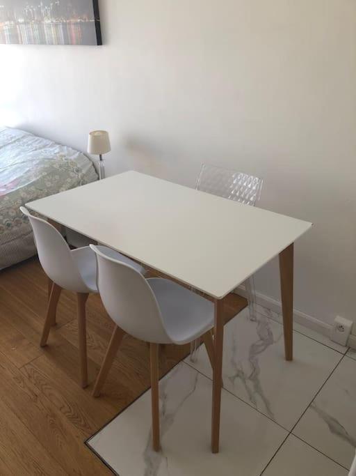 Nice Flat St Germain En Laye Centre 30 Minutes To Paris Saint-Germain-en-Laye Exteriör bild
