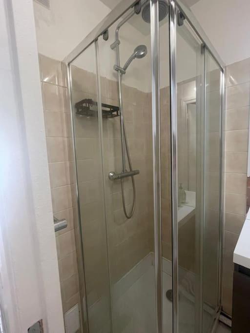Nice Flat St Germain En Laye Centre 30 Minutes To Paris Saint-Germain-en-Laye Exteriör bild